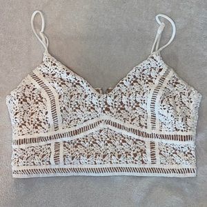 Kendall & Kylie crop top
